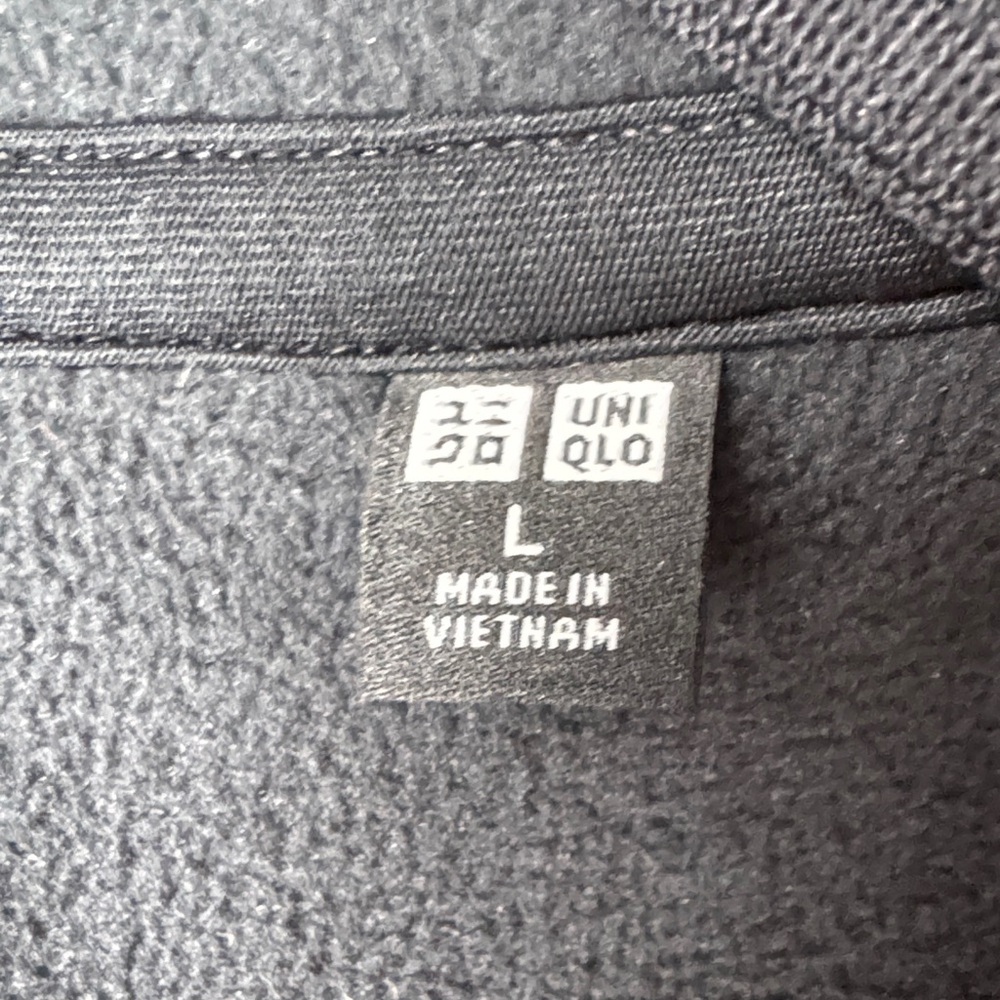 Uniqlo Black Cropped Teddy Jacket - Picture 2 of 4